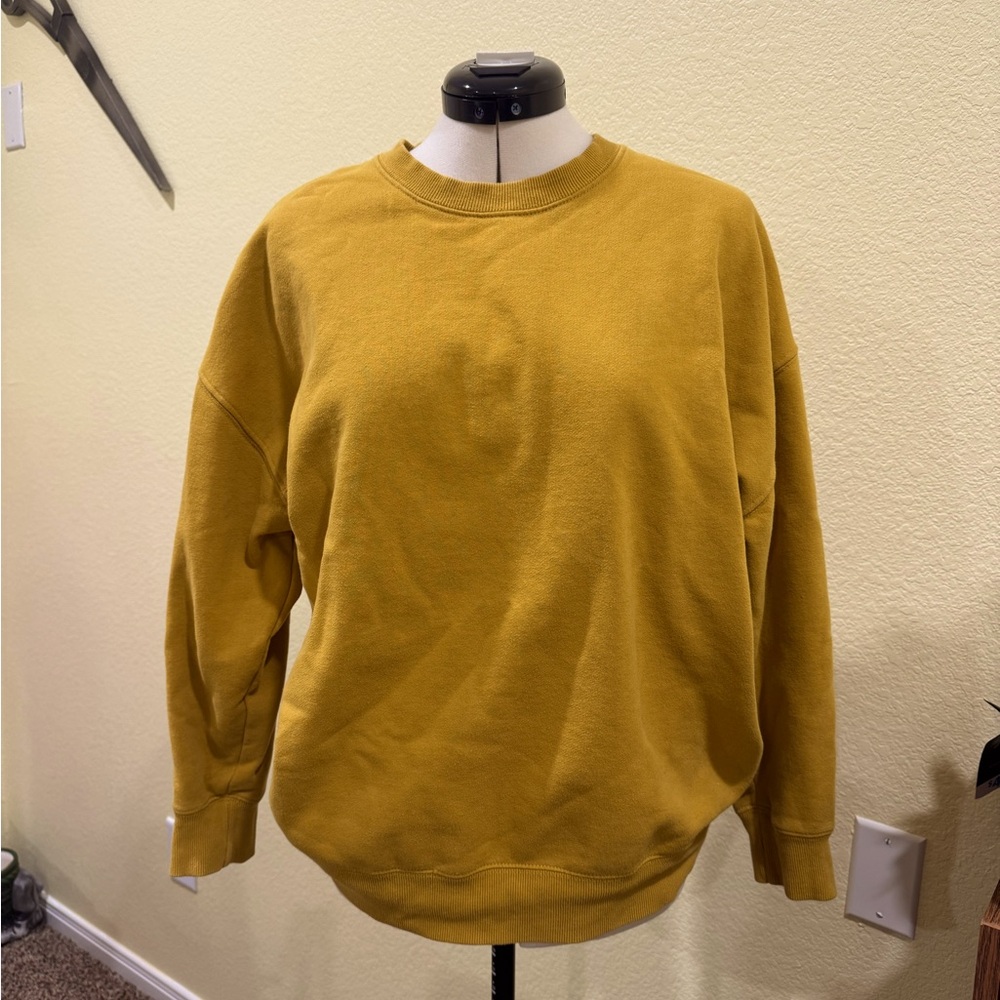 Woman’s medium ‘Cotton On’ mustard yellow sweater.